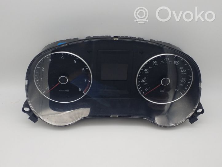 Volkswagen Jetta VI Spidometras (prietaisų skydelis) 5C6920953B