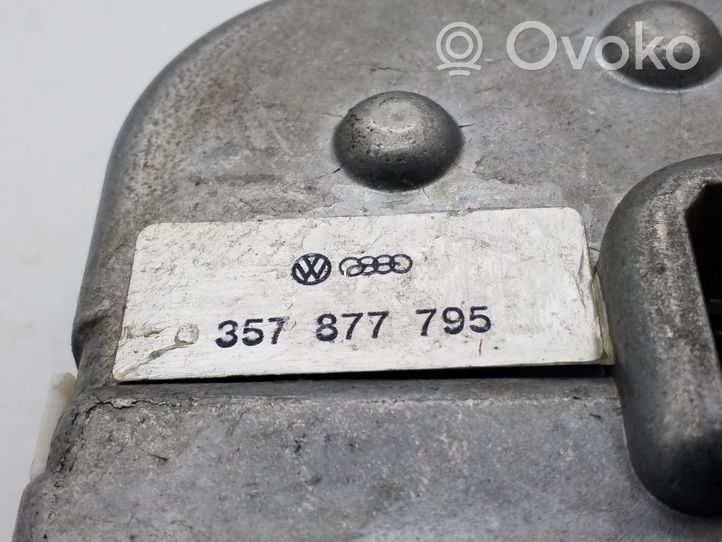 Volkswagen PASSAT B3 Motore/attuatore 357877795