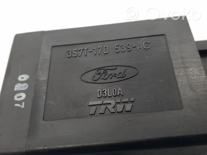 Ford Mondeo Mk III Module d'éclairage LCM 3S7T17D539AC