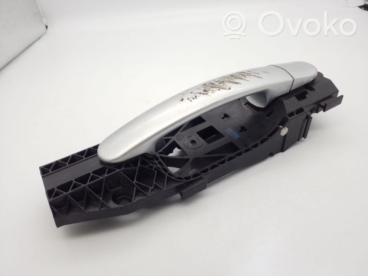 Volkswagen Jetta VI Front door exterior handle 5N0839885H