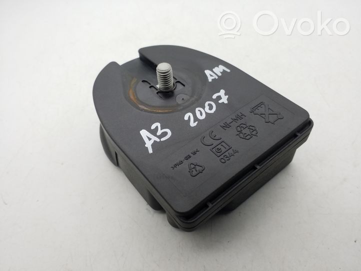 Audi A3 S3 8P Alarm system siren 1K0951605C