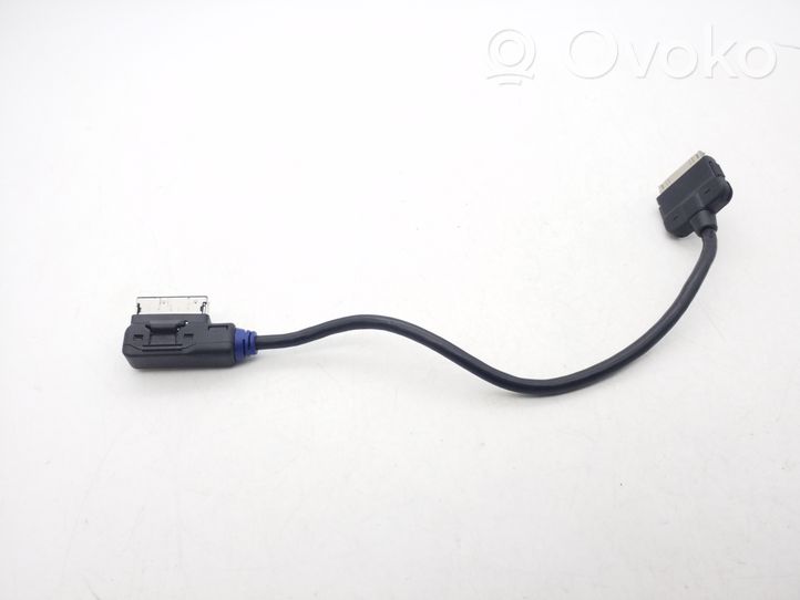 Audi A4 S4 B8 8K Presa connettore iPod 4F0051510K