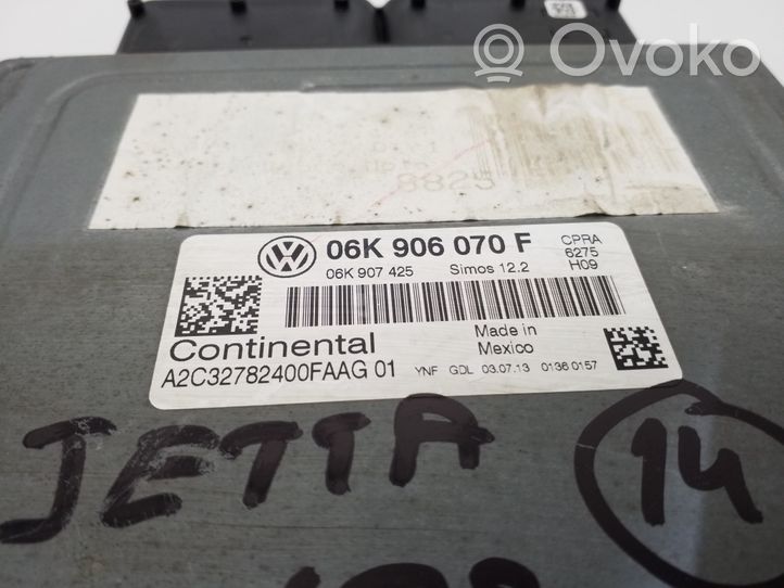 Volkswagen Jetta VI Unité de commande, module ECU de moteur 06K906070F