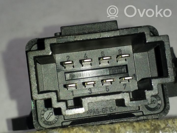 Volkswagen Tiguan Seat heating relay 1K0959772