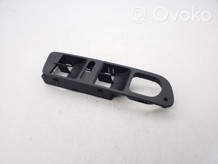 Volkswagen Tiguan Front door window switch trim 5N1867255