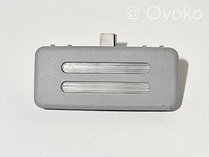 BMW 7 E65 E66 Illuminazione sedili anteriori 6961981