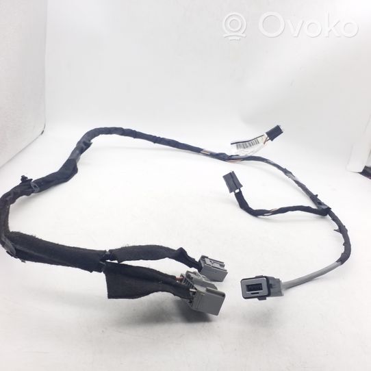 Volvo V40 USB-pistokeliitin 31334079