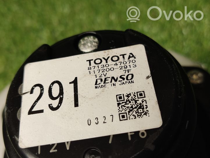 Toyota Prius (XW20) Ventilador de la batería de vehículo híbrido/eléctrico 8713047070