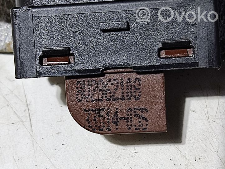 Audi A3 S3 8V Interrupteur de verrouillage centralisé 8V2962108