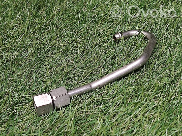 Volkswagen Jetta VI Tuyau d'alimentation conduite de carburant 04E130241D