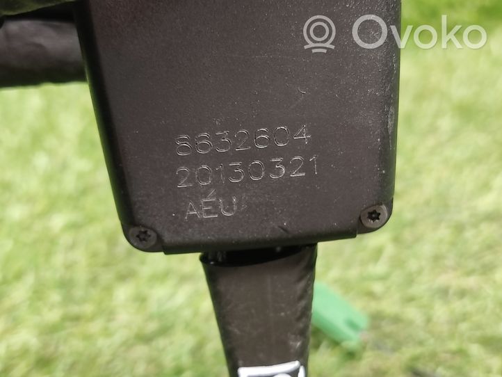 Volvo V40 Boucle de ceinture de sécurité avant 8632604