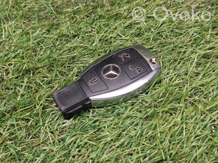 Mercedes-Benz C W204 Chiave/comando di accensione 