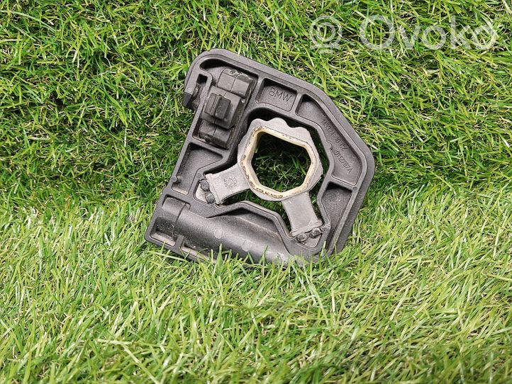 BMW 3 F30 F35 F31 Staffa di montaggio del radiatore 7600541