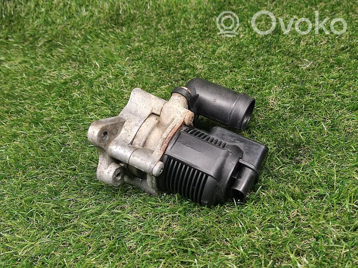 Volkswagen Jetta VI EGR valve 04E131097D