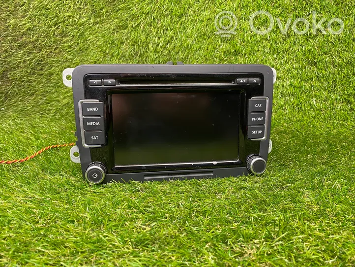 Volkswagen Jetta VI Radio/CD/DVD/GPS head unit 5C6035180