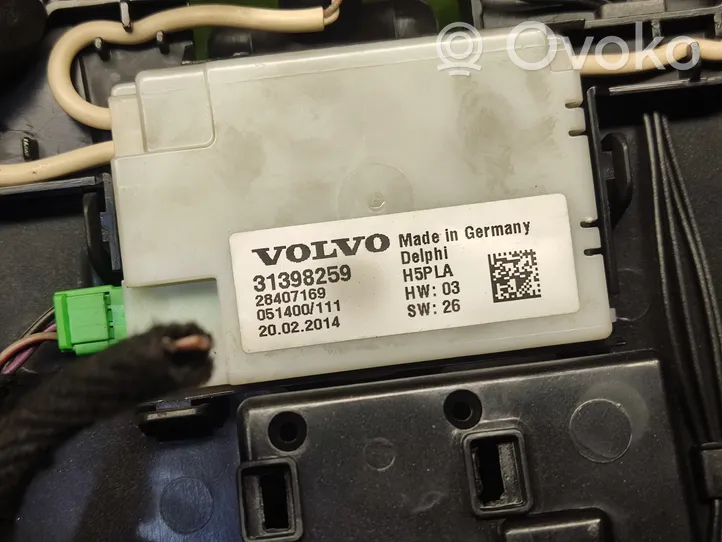Volvo V40 Etuistuimen valo 31398259