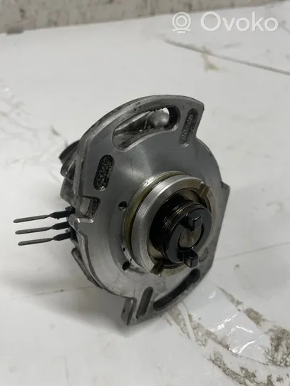 Audi Coupe Spark distributor 053905205D