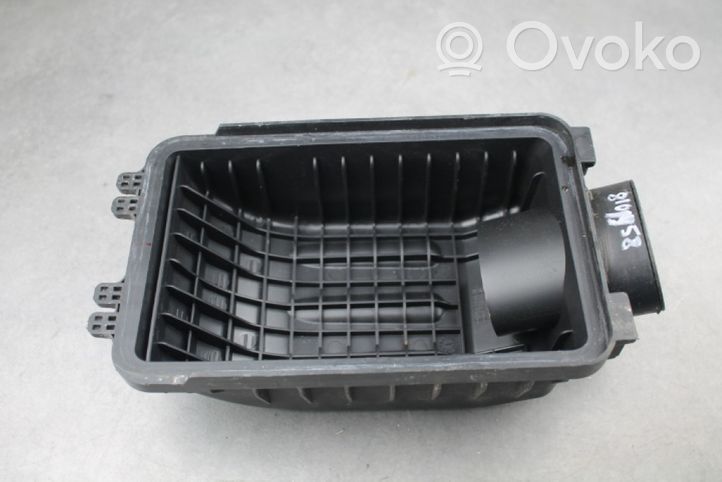 KIA Rio Altra parte del vano motore 281111Y250