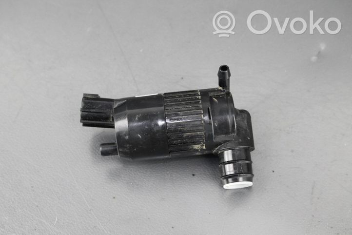 Ford Fusion Windshield washer spray nozzle BA5317664AA