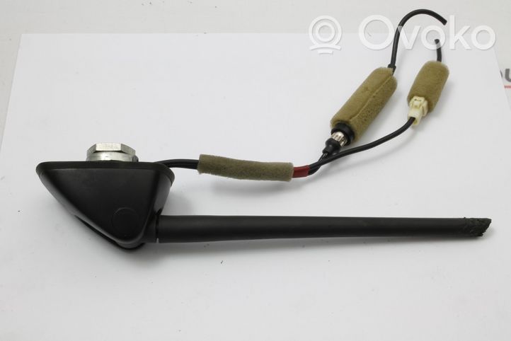 Daihatsu Sirion Antenne GPS 