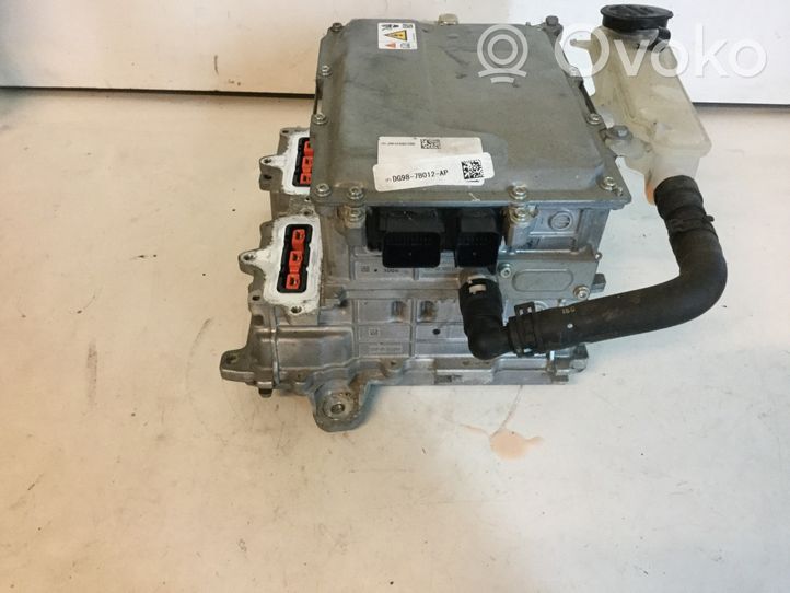 Ford Fusion II Convertitore di tensione inverter DG987B012AP