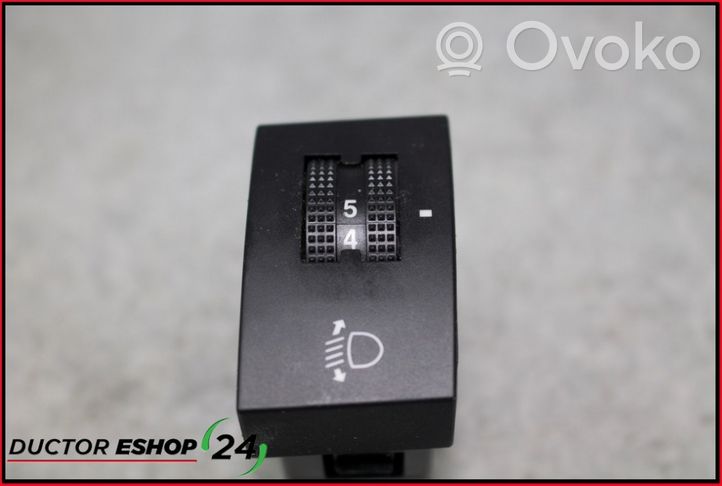 Hyundai ix20 Headlight level height control switch 933701K900