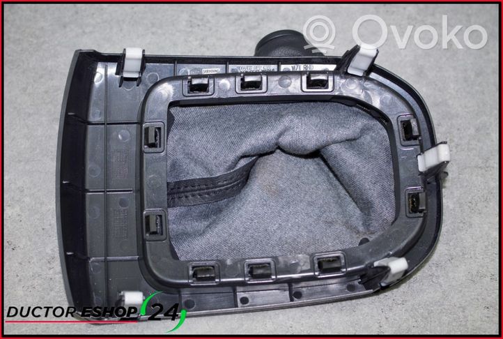 KIA Rio Rivestimento in pelle/manopola della leva del cambio 846511W900