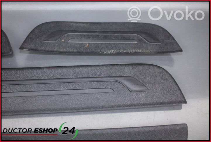 KIA Ceed Copertura del rivestimento del sottoporta anteriore 85873A2000