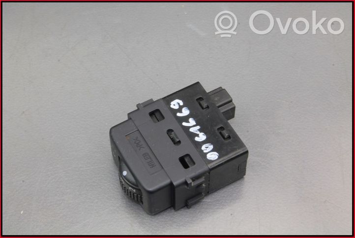 Infiniti FX Headlight level height control switch 