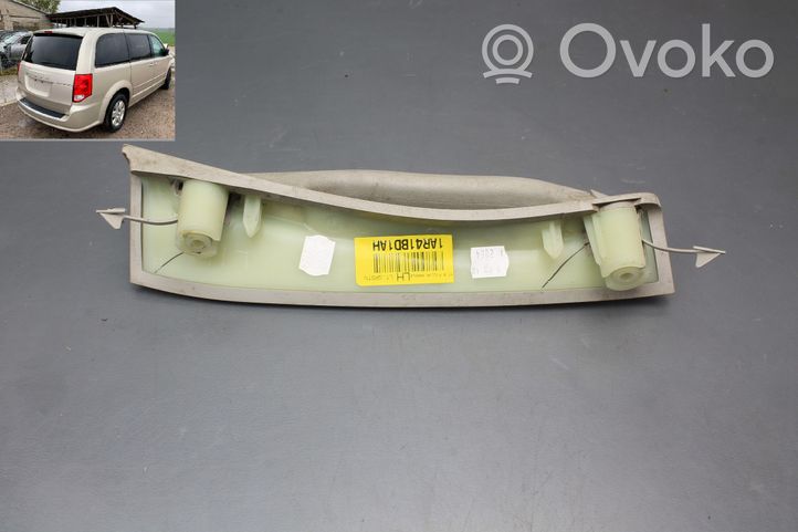 Dodge Grand Caravan Poignée de maintien plafond avant 1AR41BD1AH