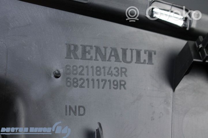 Renault Zoe Inny element deski rozdzielczej 682118143R