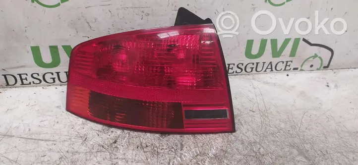 Audi A4 S4 B6 8E 8H Feux arrière / postérieurs 8E5945095