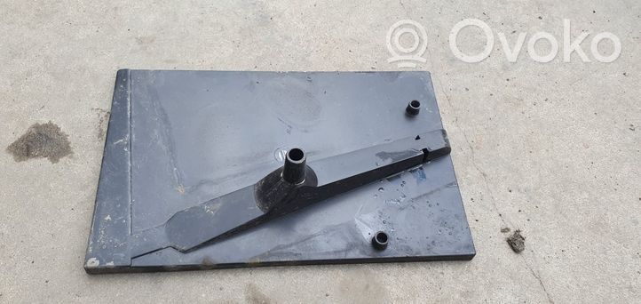 Dacia Duster Battery tray 