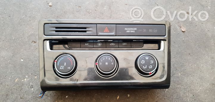 Volkswagen Golf Sportsvan Interior fan control switch 