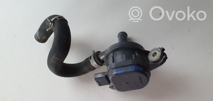 Toyota Prius (XW50) Pompe de circulation d'eau, chauffage auxiliaire Webasto 