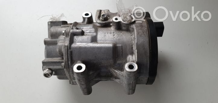 Toyota Prius (XW50) Klimakompressor Pumpe 