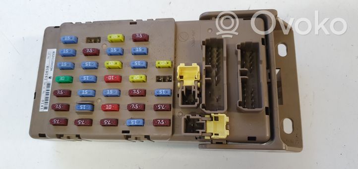 Subaru B9 Tribeca Module de fusibles 