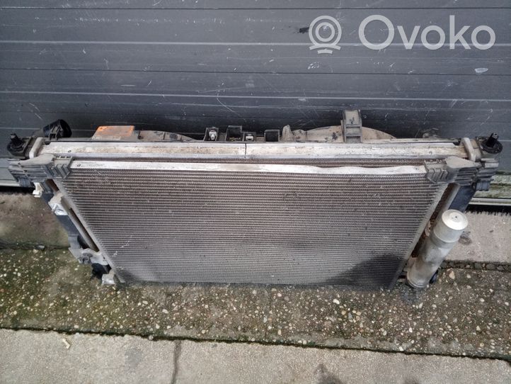 Mitsubishi Outlander Radiator set 