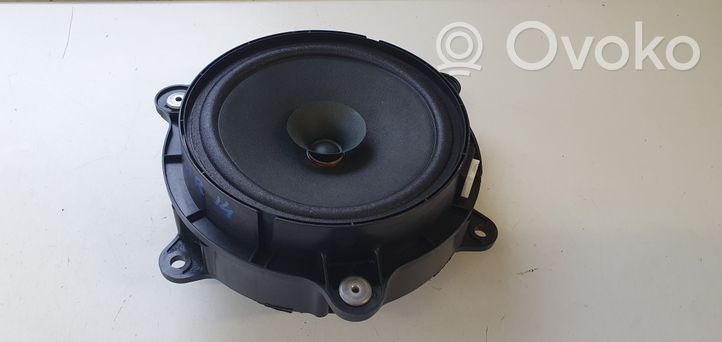 Renault Captur Rear door speaker 