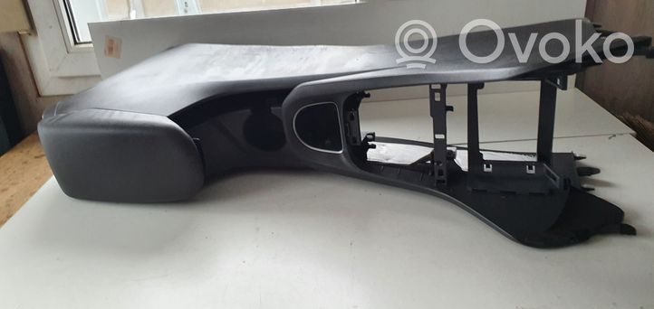 Hyundai Ioniq Center console 