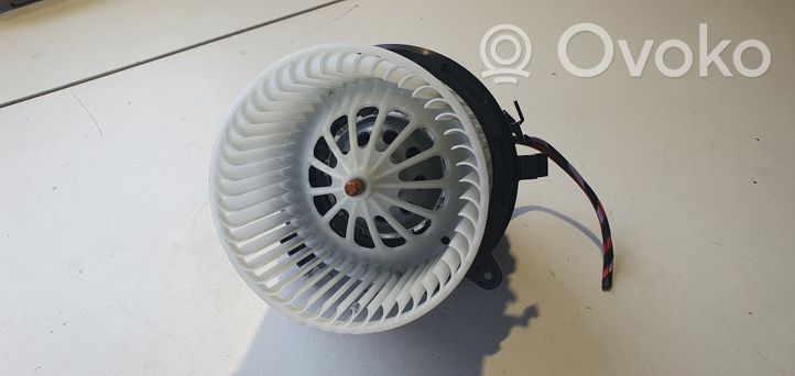 Opel Mokka X Pečiuko ventiliatorius/ putikas 