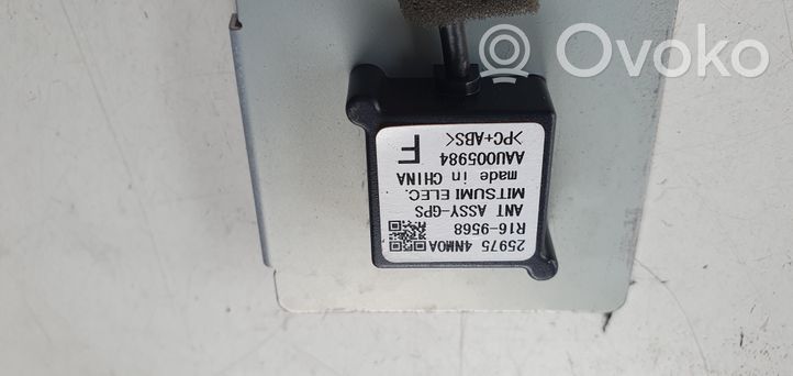 Nissan Leaf I (ZE0) Antenne GPS 