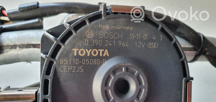 Toyota Avensis T270 Moteur d'essuie-glace 