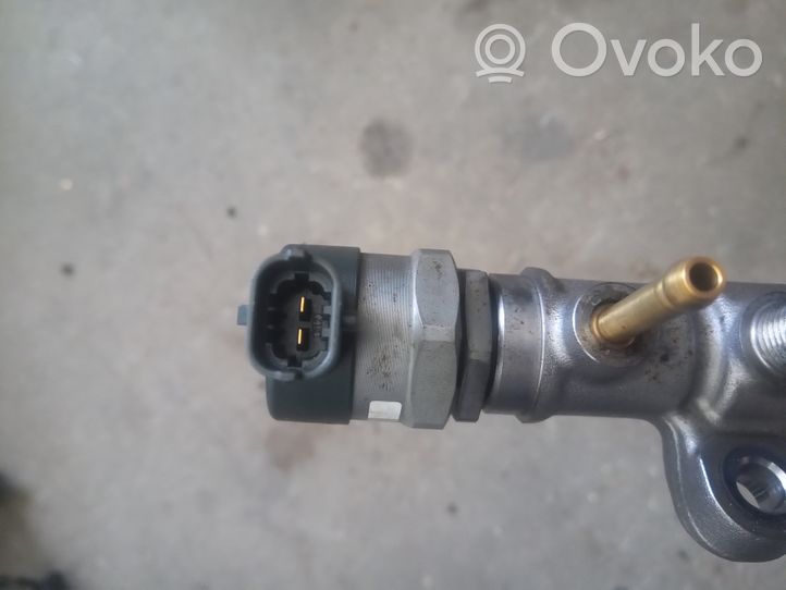 Toyota Auris E180 Sensore di pressione del carburante 