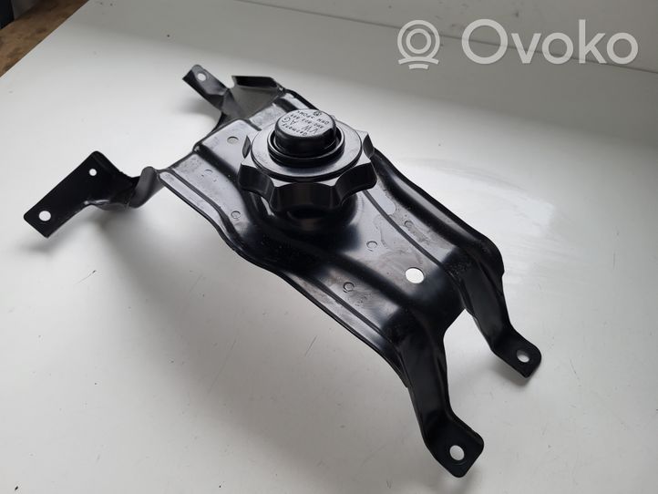 Audi A5 Spare wheel mounting bracket 