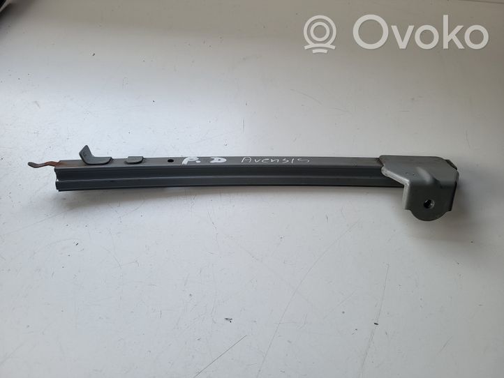 Toyota Avensis T270 Rail de pare-brise de porte avant 