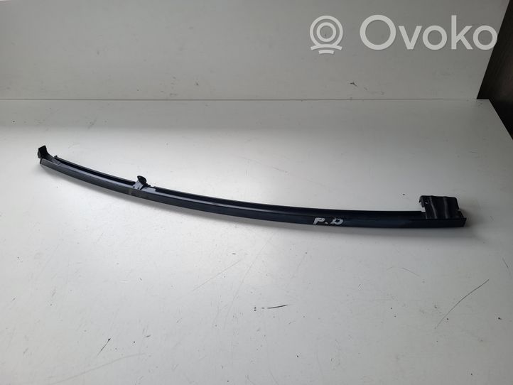 Toyota Avensis T270 Rail de pare-brise de porte avant 