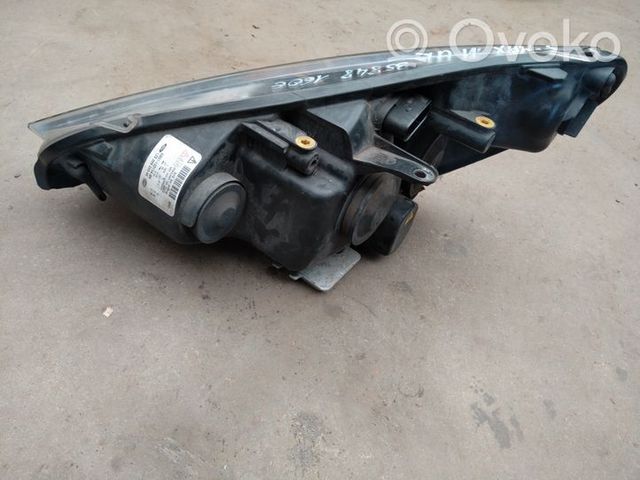 Ford S-MAX Lampa przednia 