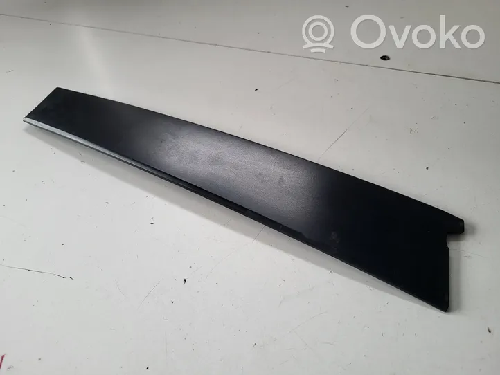 Honda CR-V Rivestimento della portiera anteriore (modanatura) 