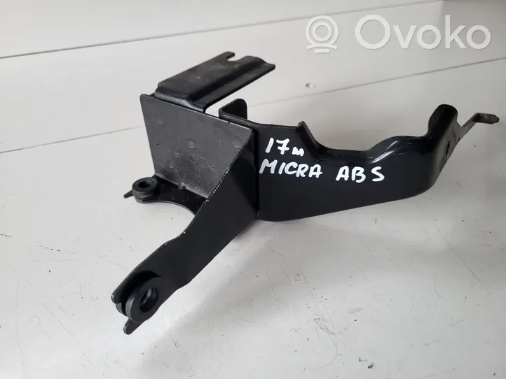 Nissan Micra K14 Supporto pompa ABS 